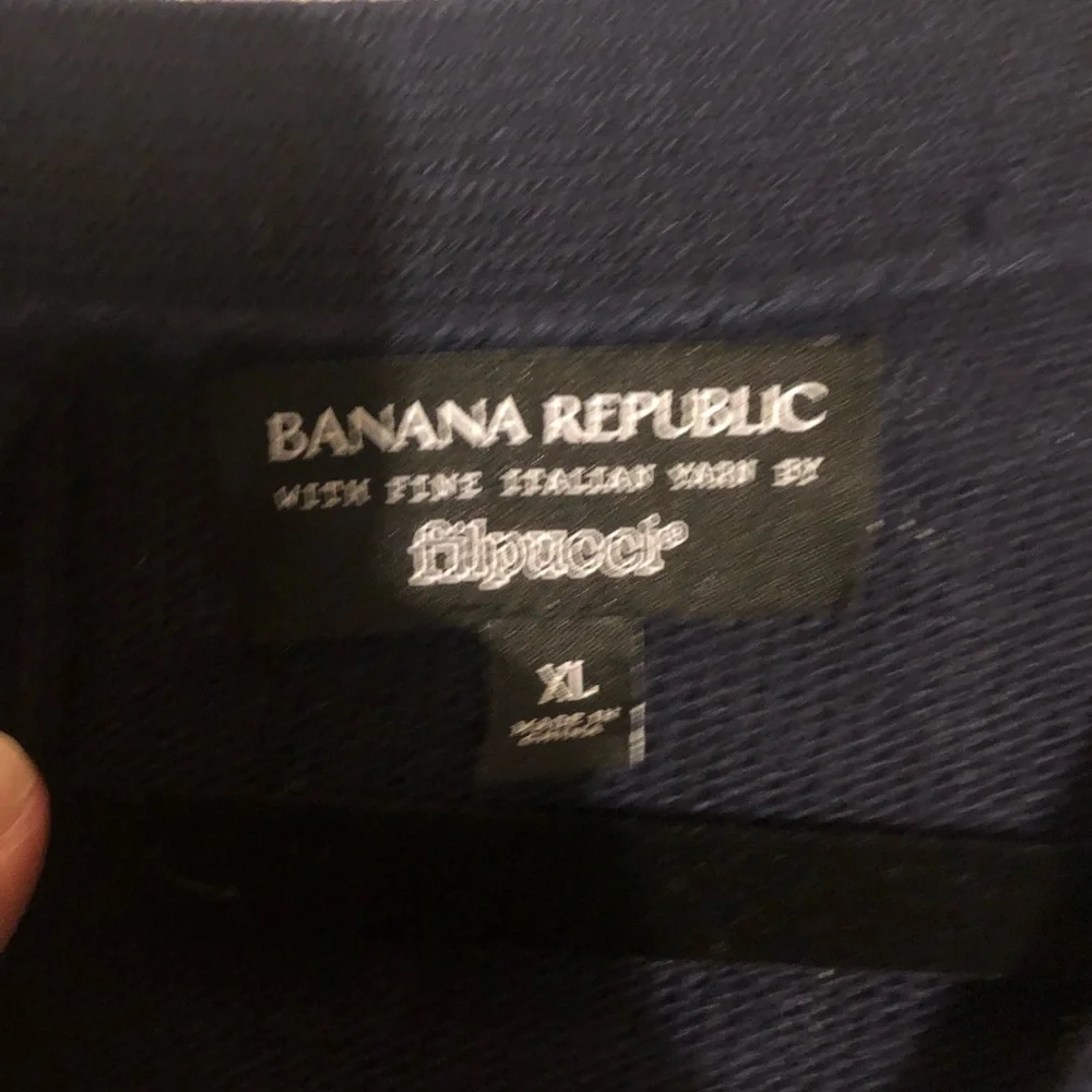 Banana Republic reposhing this